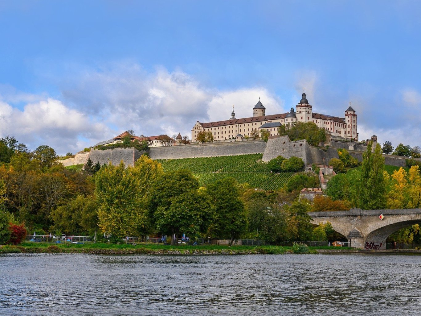 Rhein, Main, Donau | Flusskreuzfahrt | VIVA TWO | VIVA Cruises